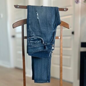 Women's Juniors sz. 9 Distressed Skinny Jeans